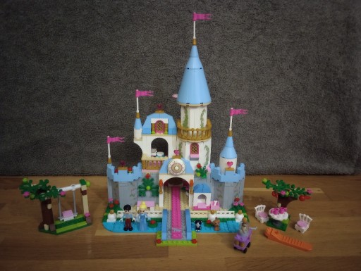 Zdjęcie oferty: Lego Disney 41055 Cindirella's Romantic Castle 