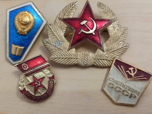 Zdjęcie oferty: medale odznaki przywieszki zestaw C61