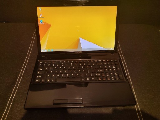 Zdjęcie oferty: Laptop Lenovo g585