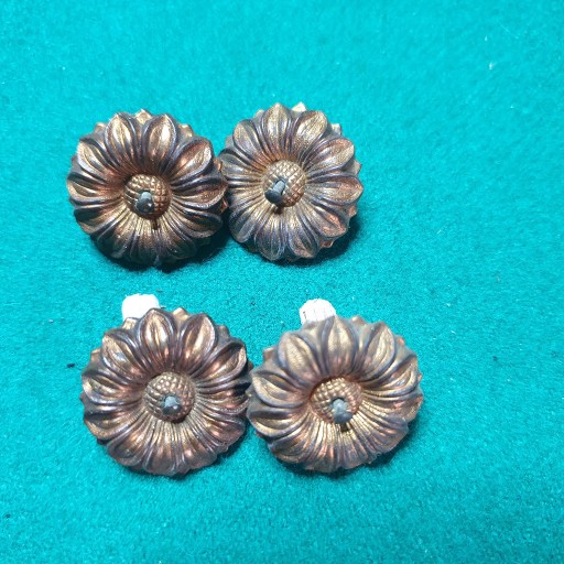 Zdjęcie oferty: Mosiężne elementy skrzyni zegara