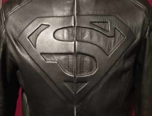 Zdjęcie oferty: Kurtka skórzana z symbolem Supermana. Motocyklowa.