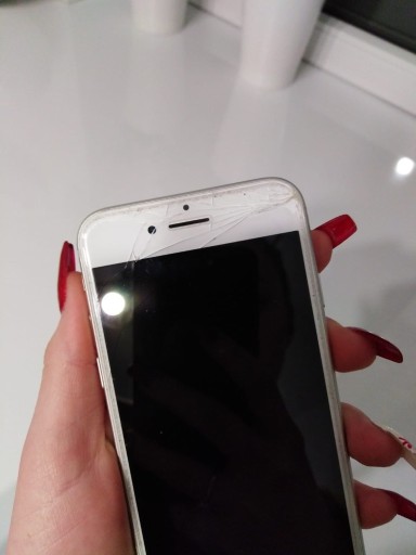 Zdjęcie oferty: iPhone 7 128gb silver 