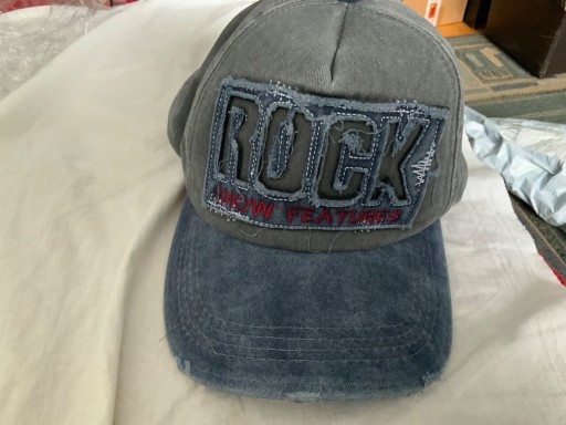 Zdjęcie oferty: Nowa czapka z daszkiem Rock bawełna 100%