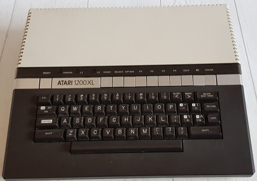 Zdjęcie oferty: Atari 1200 XL - BOX