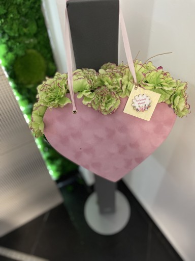 Zdjęcie oferty: FlowerBox z wiecznych goździków mini