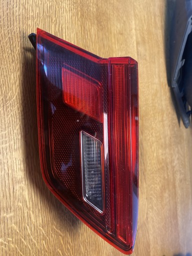 Zdjęcie oferty: Lampa w klapę lewy tył Volkswagen Tiguan 2019 USA