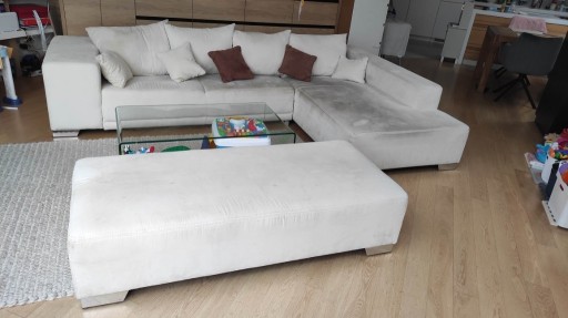 Zdjęcie oferty: włoska, używana sofa narożna z alkantary