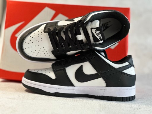 Zdjęcie oferty: Nike Dunk Low Panda  r40