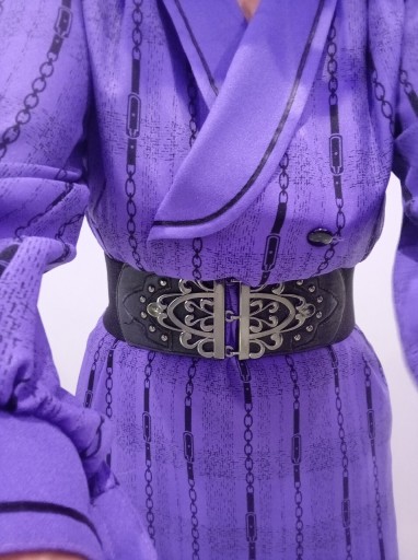 Zdjęcie oferty: Elegancka wizytowa lekka na podszewce sukienka MIDI r M 