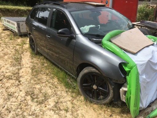 Zdjęcie oferty: Błotnik prawy vw golf 6 w kolor