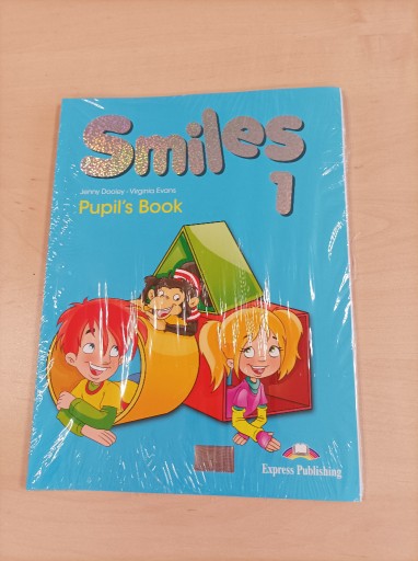 Zdjęcie oferty: SMILES 1 książka ucznia z eBookiem - zafoliowana