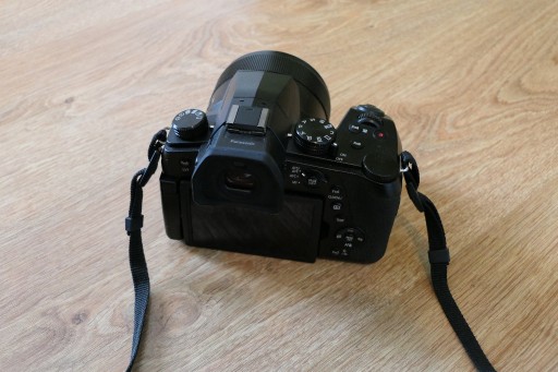 Zdjęcie oferty: Panasonic DC-FZ1000II