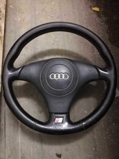 Zdjęcie oferty: Kierownica Audi S Line