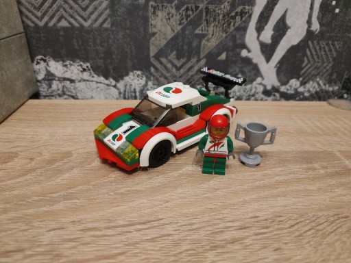 Zdjęcie oferty: LEGO City 60053 "Samochód wyścigowy"