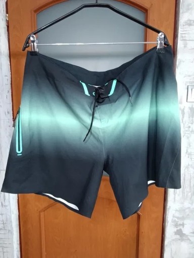 Zdjęcie oferty: Olaian markowe szorty do pływania roz ok XL 
