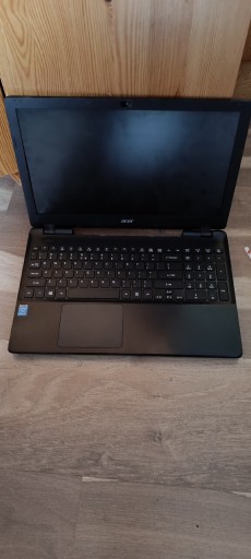 Zdjęcie oferty: Laptop Acer E5-571 uszkodzony 