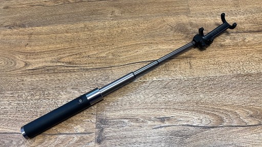 Zdjęcie oferty: Selfie-stick Spigen S530W czarny