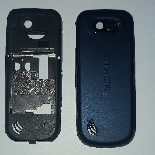 Zdjęcie oferty: Nokia 2600 C - obudowa tylna z pokrywa baterii
