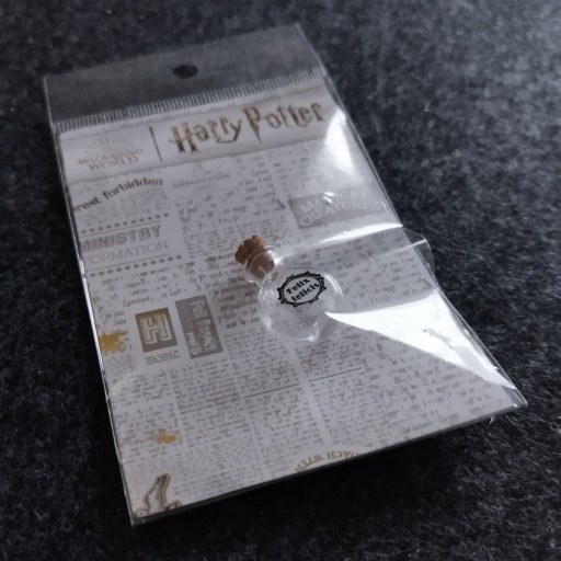 Zdjęcie oferty: Zawieszka wisiorek butelka Harry Potter elixir