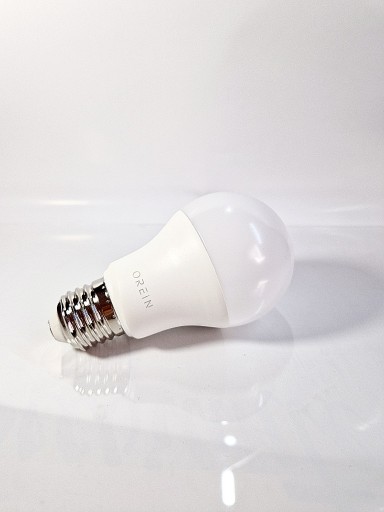 Zdjęcie oferty: Żarówka LED E27 smart Wi-Fi OREIN RGBW