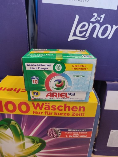 Zdjęcie oferty: Niemieckie kapsułki do prania Ariel uniwers.10szt