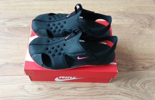 Zdjęcie oferty: Sandałki Nike