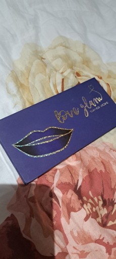 Zdjęcie oferty: Glam Shop Love glam paleta cieni 