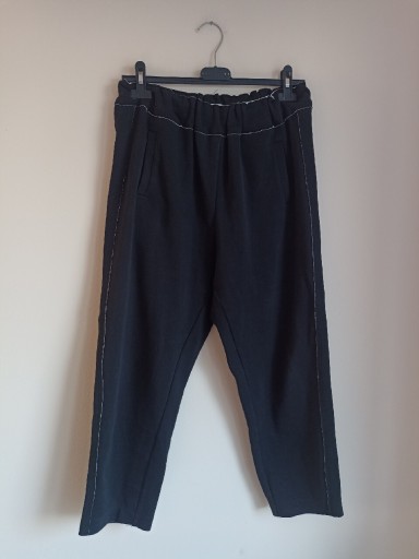 Zdjęcie oferty: Czarne spodnie damskie dresowe eleganckie XL 42 