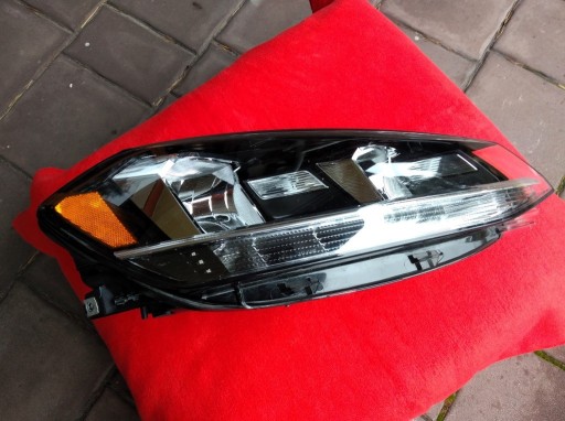 Zdjęcie oferty: VW GOLF VII LIFT REFLETOR PRAWY LAMPA ZWYKŁY USA