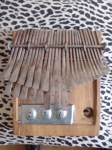 Zdjęcie oferty: Mbira Vembe - instrument tradycyjny z Zimbabwe