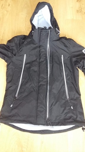 Zdjęcie oferty: Damska kurtka SUPERDRY VELOCITY OUTERWEAR roz S