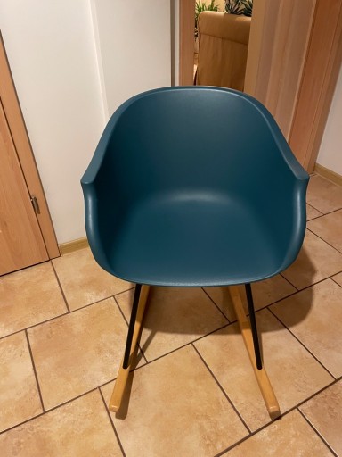 Zdjęcie oferty: Krzesło bujane pokój dziecięcy 