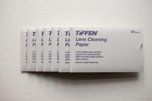 Zdjęcie oferty: Tiffen Lens Cleaning Paper - do optyki laserowej
