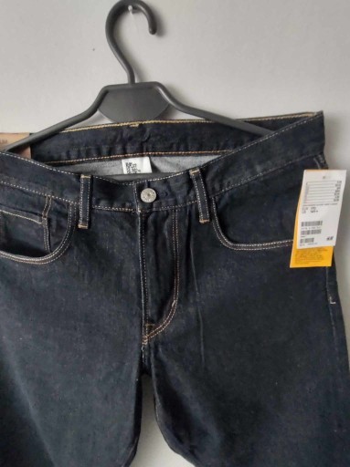 Zdjęcie oferty: H&M mlodziezowe jeansy,170=172,pas40cm,nowe z met