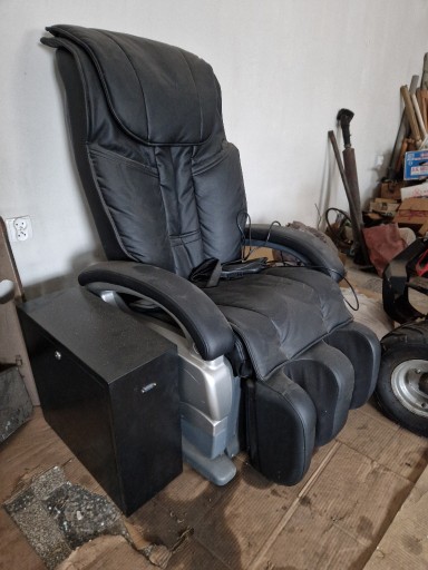 Zdjęcie oferty: Fotel Rehabilitacyjny do masażu z automatem żeton 