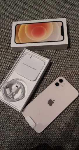 Zdjęcie oferty: Iphone 12, biały 62gb