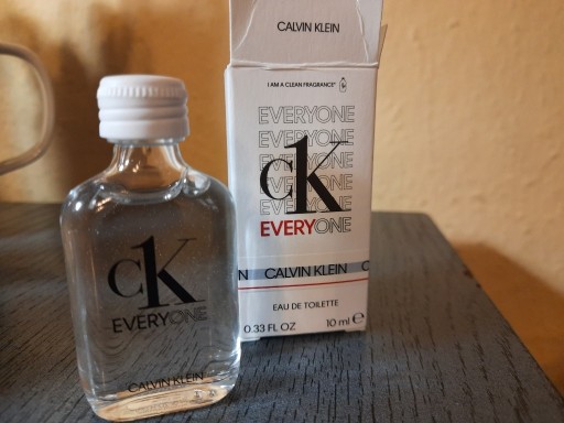 Zdjęcie oferty: CK Everyone EDT 10ml miniatura