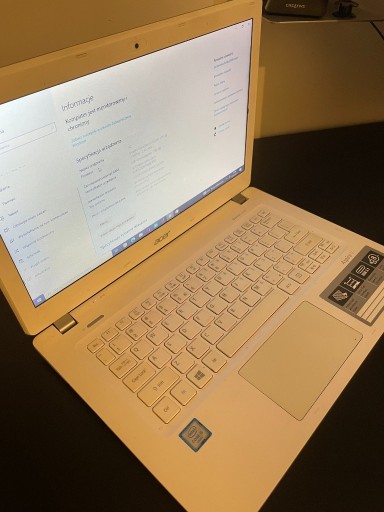 Zdjęcie oferty: Laptop Acer  13,3 " Intel Core i5 8 GB / 256
