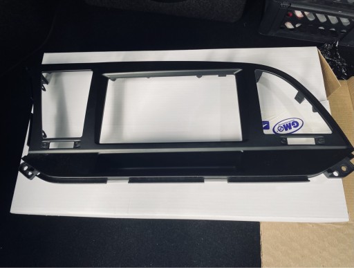 Zdjęcie oferty: Ramka do radia 7” Hyundai Elantra VI 2016 - 2019