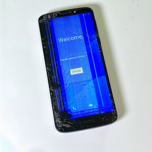 Zdjęcie oferty: Motorola Moto E5 M3A49 zbity, działa, dzwoni