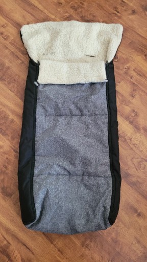 Zdjęcie oferty: Śpiworek do wózka spacerowego 