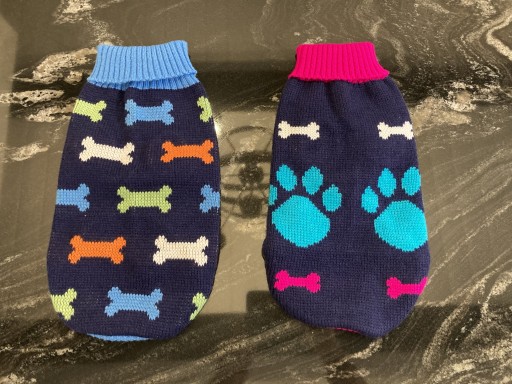Zdjęcie oferty: 2 nowe sweterki dla psa, pieska, szczeniaka, puppy