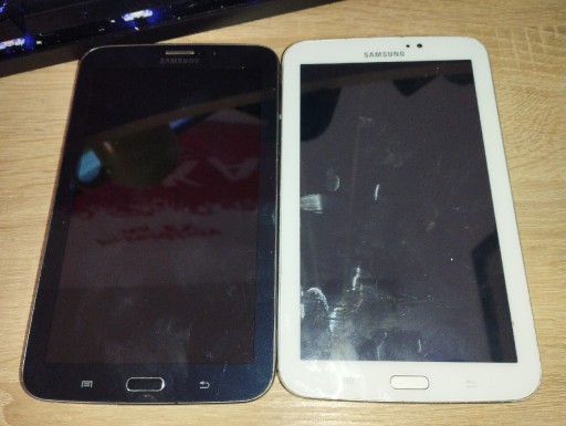 Zdjęcie oferty: Tablet Samsung Tab 3 SM-T211 biały czarny