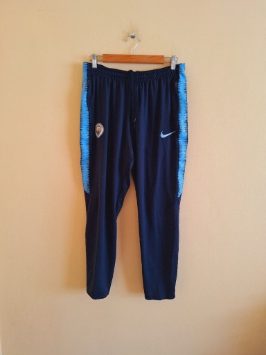 Zdjęcie oferty: Spodnie Nike Manchester City Dri-fit Nowe! Okazja!