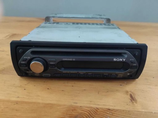 Zdjęcie oferty: Radioodtwarzacz radio SONY CDX-GT200 4 x 50W CD/MP3/WMA/FM/AUX/RDS