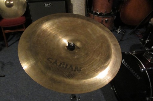 Zdjęcie oferty: Sabian China AA 18"