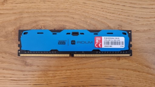 Zdjęcie oferty: Pamięć GoodRam IRDM DDR4 4 GB 2400MHz CL15