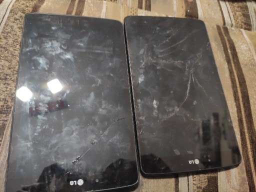 Zdjęcie oferty: TABLET LG V490 dwie sztuki 