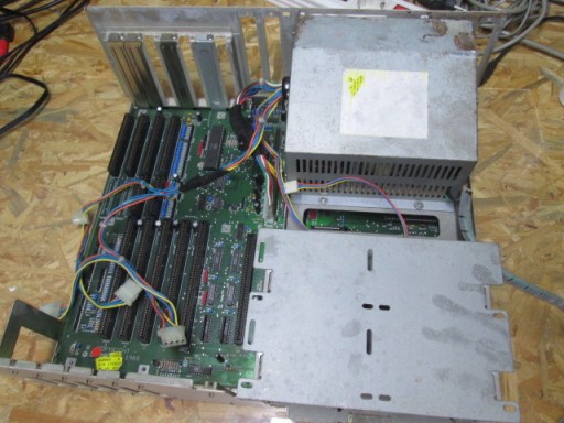 Zdjęcie oferty: Amiga 2000 złom na części commodore