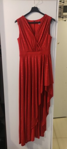 Zdjęcie oferty: Sukienka czerwona brokatowa